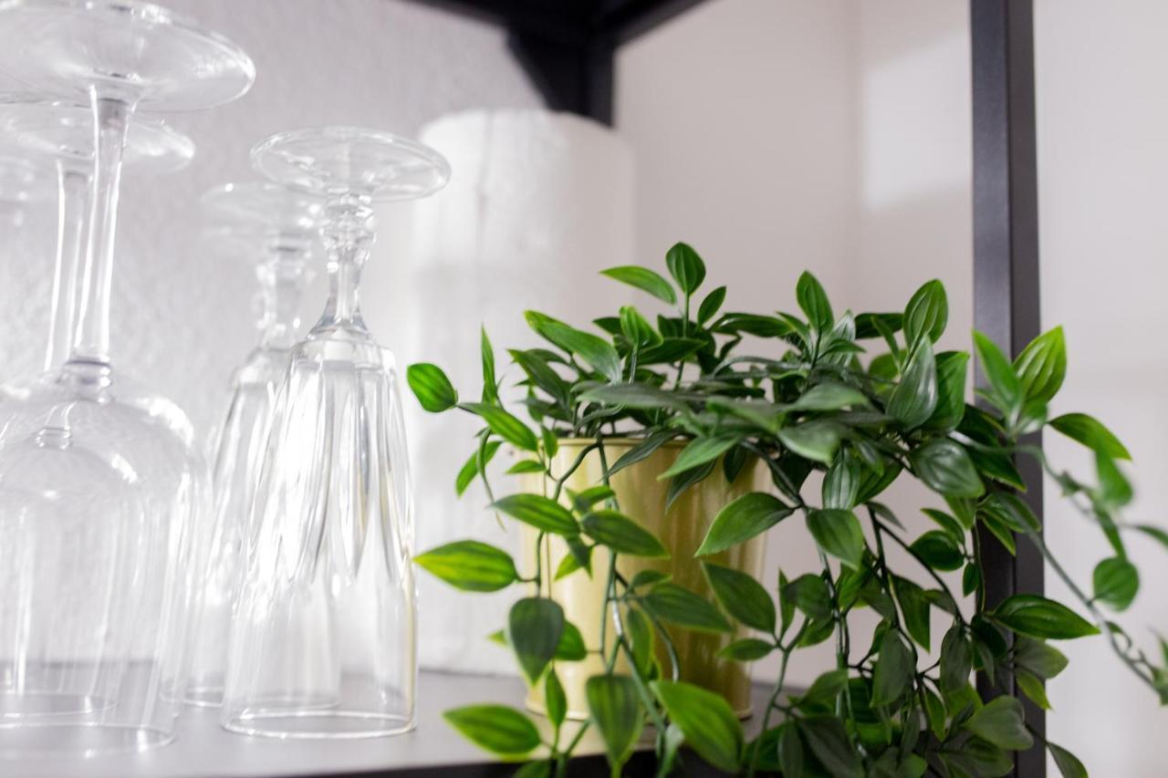 Trendy Souterrain Loft - Near City Center เวียนนา ภายนอก รูปภาพ