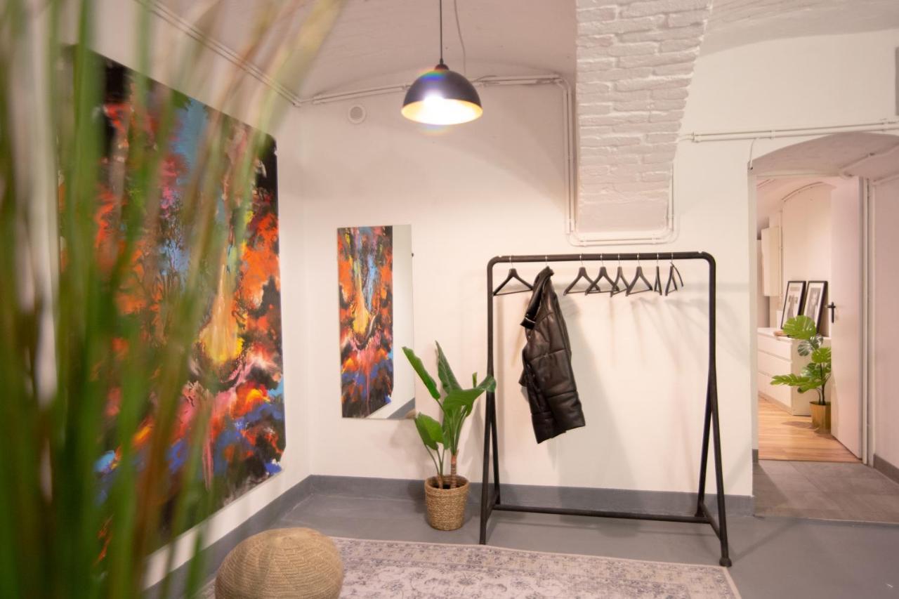Trendy Souterrain Loft - Near City Center เวียนนา ภายนอก รูปภาพ