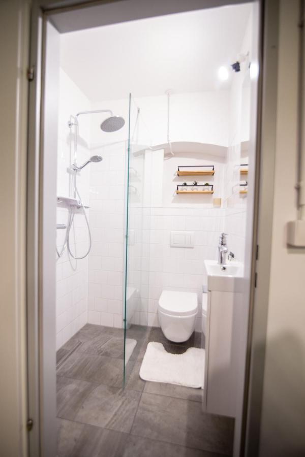 Trendy Souterrain Loft - Near City Center เวียนนา ภายนอก รูปภาพ
