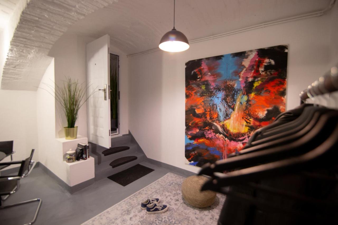 Trendy Souterrain Loft - Near City Center เวียนนา ภายนอก รูปภาพ